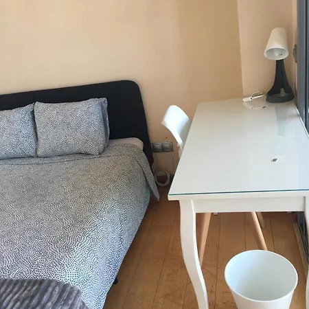 Primera Linea De Mar Homestay Badalona